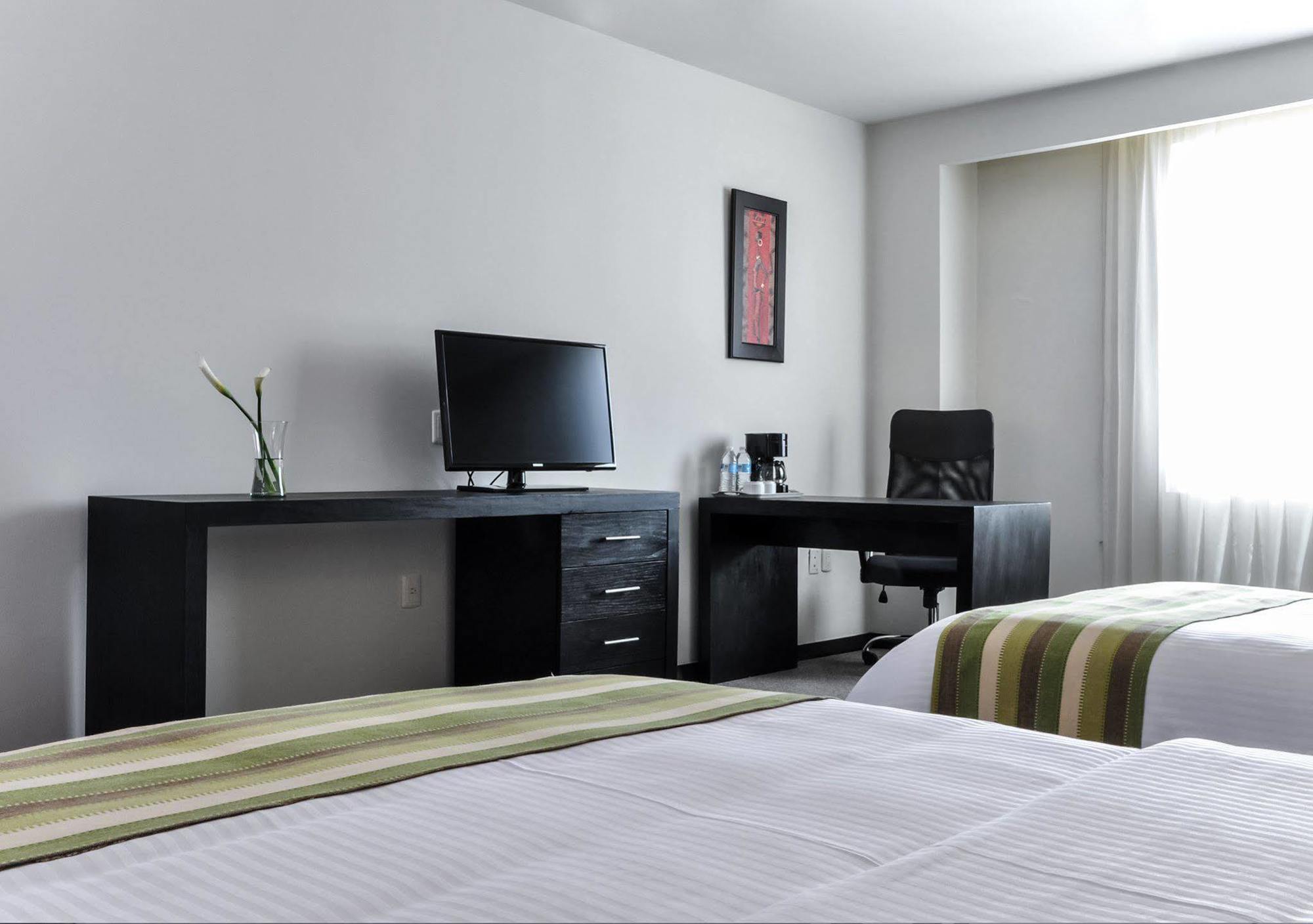 Comfort Inn Μορέλια Εξωτερικό φωτογραφία
